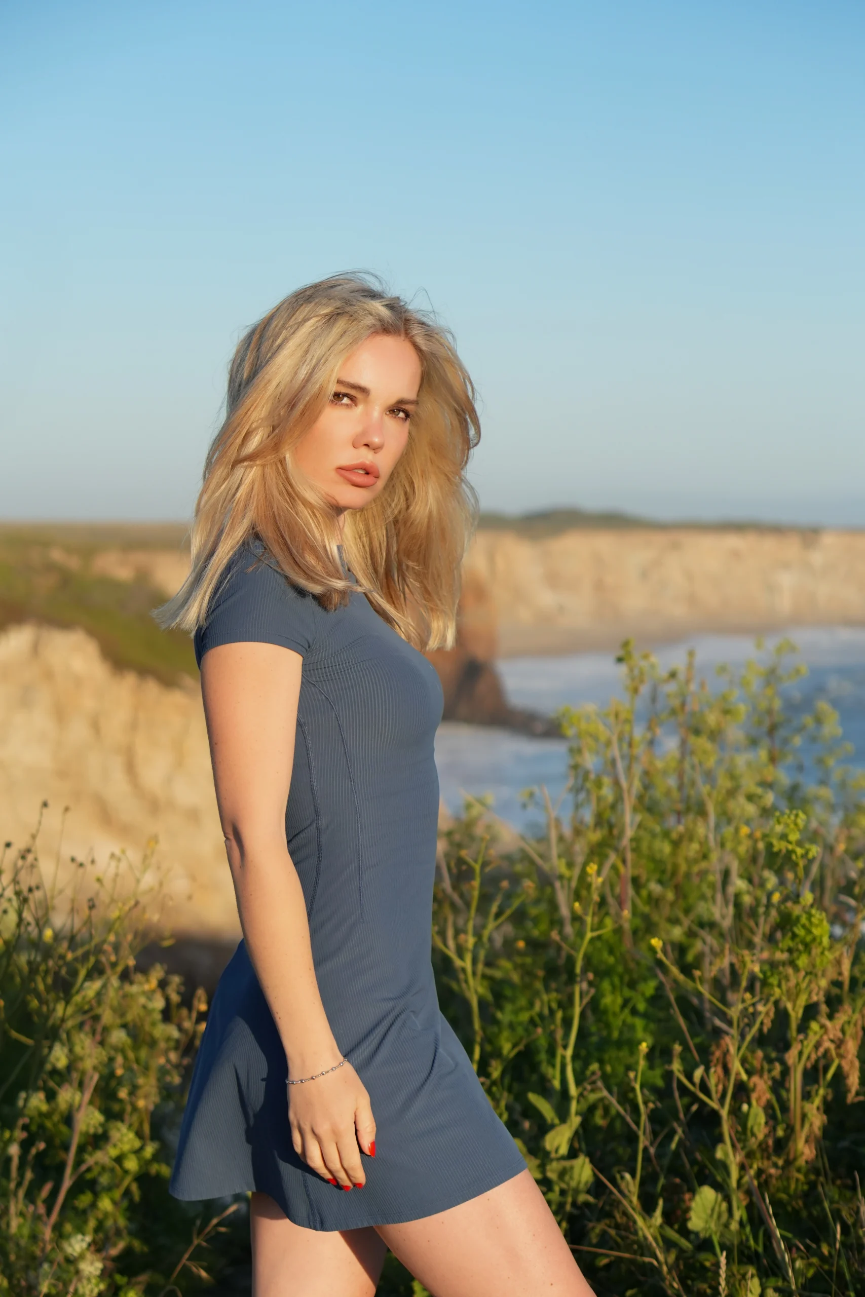 Elsa Eva — Eerie